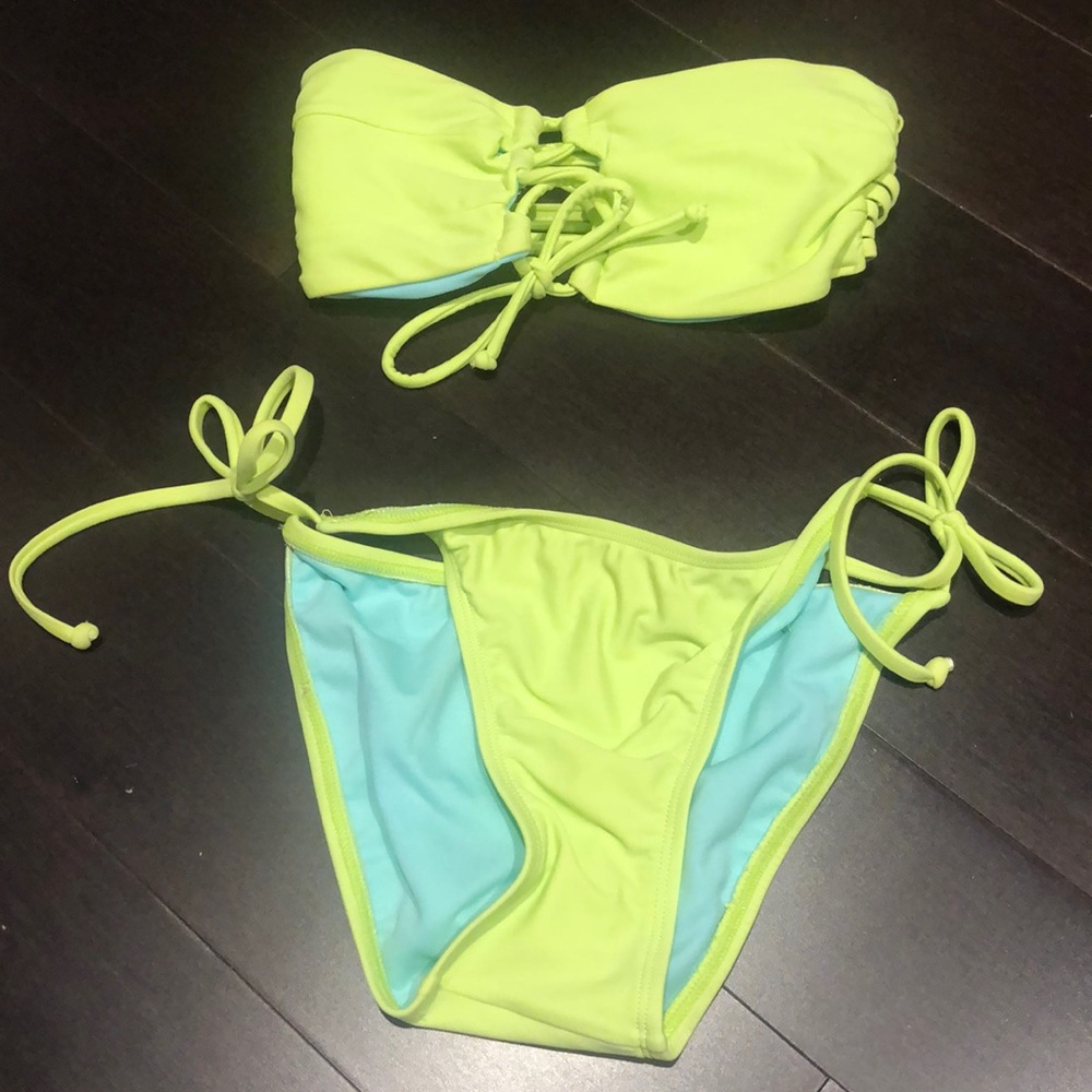 Bathing suit